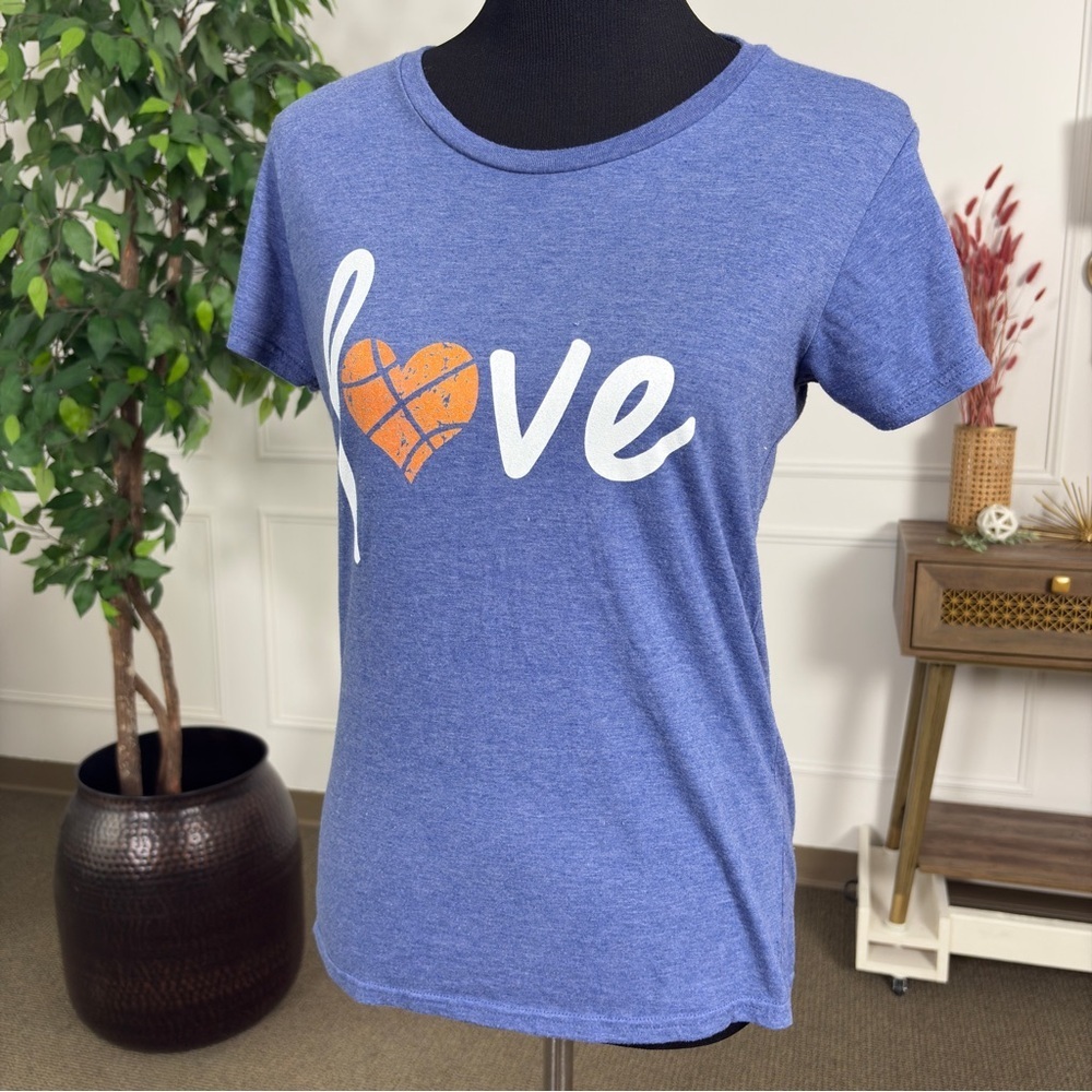Blue Love Basketball Graphic T-Shirt